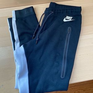 NIKE women’s joggers